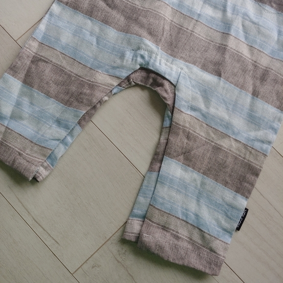 VOLCOM Baby NEW Striped Romper - Picture 3 of 7